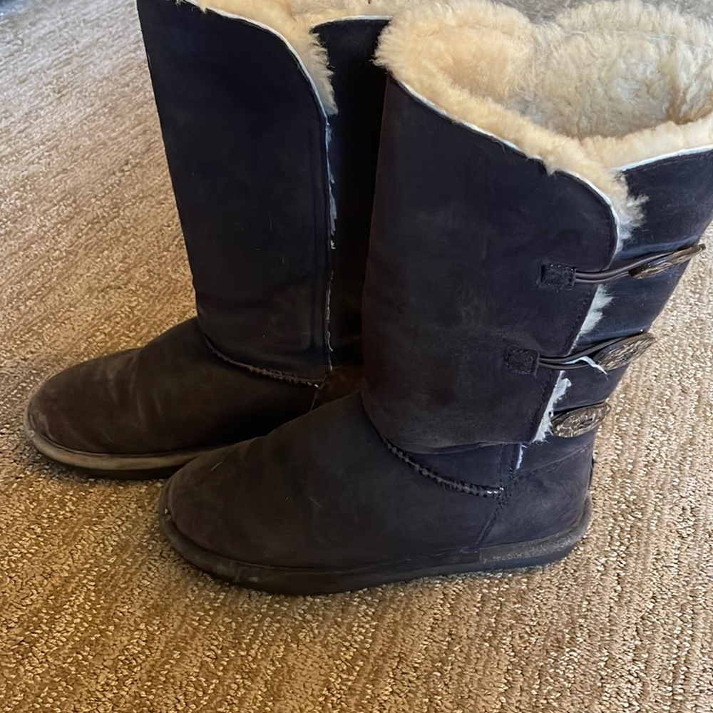 Bearpaw boots